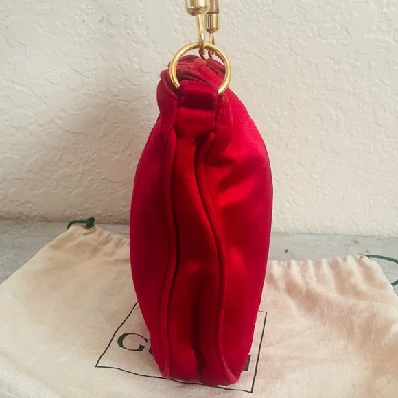Gucci Red Satin Bamboo Crossbody Bag - Picture 5 of 15